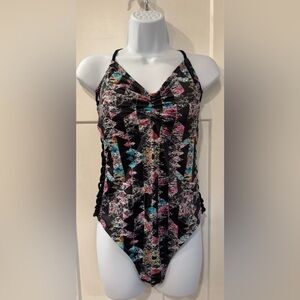 Hula Honey One Piece Swimsuit Size XL E1.2